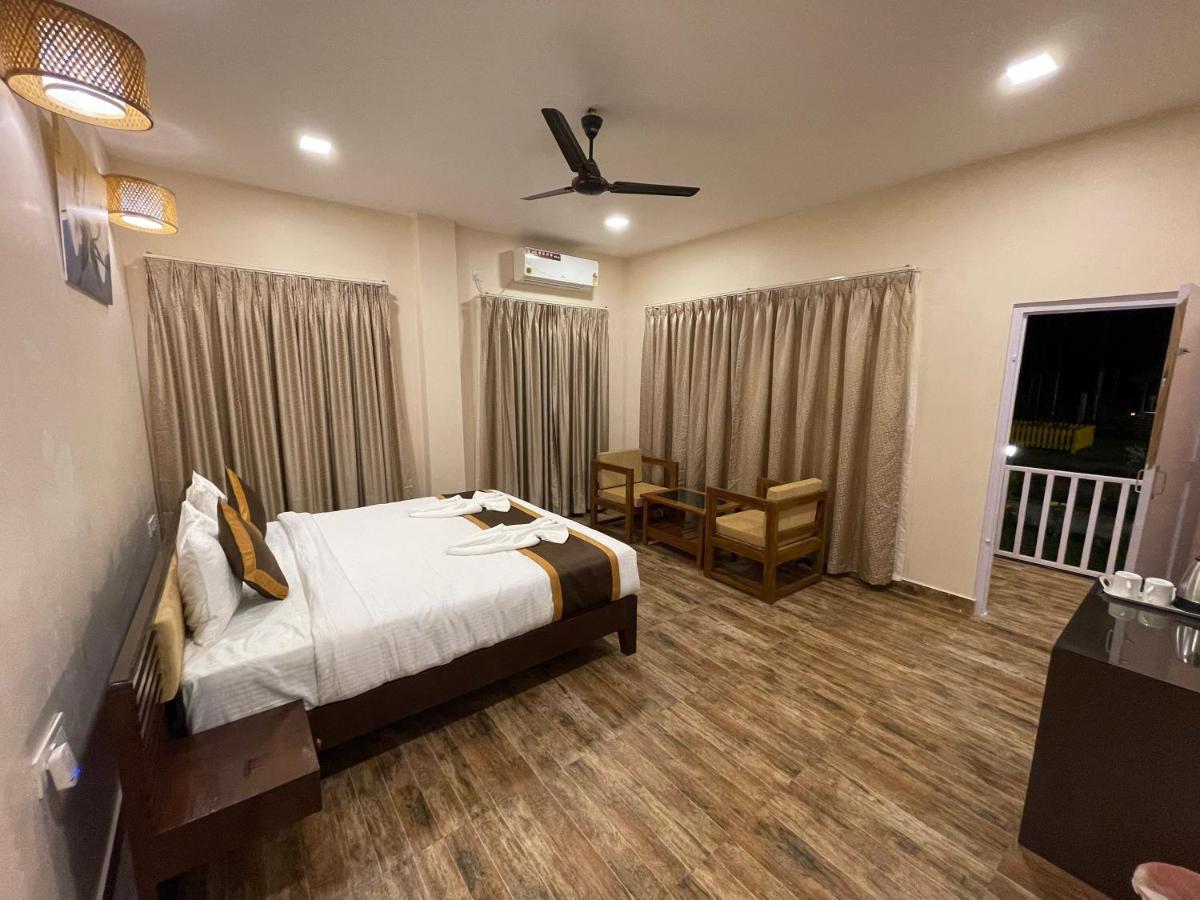 Jaldapara Forest Tourist Lodge Jftl Madari Hat Extérieur photo