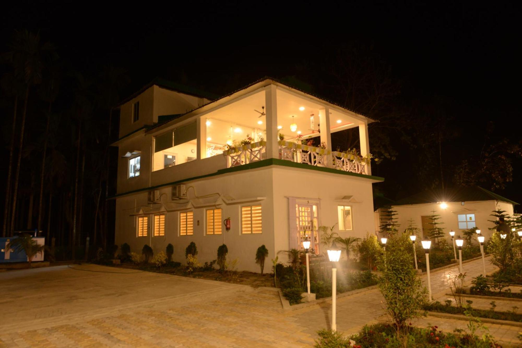 Jaldapara Forest Tourist Lodge Jftl Madari Hat Extérieur photo